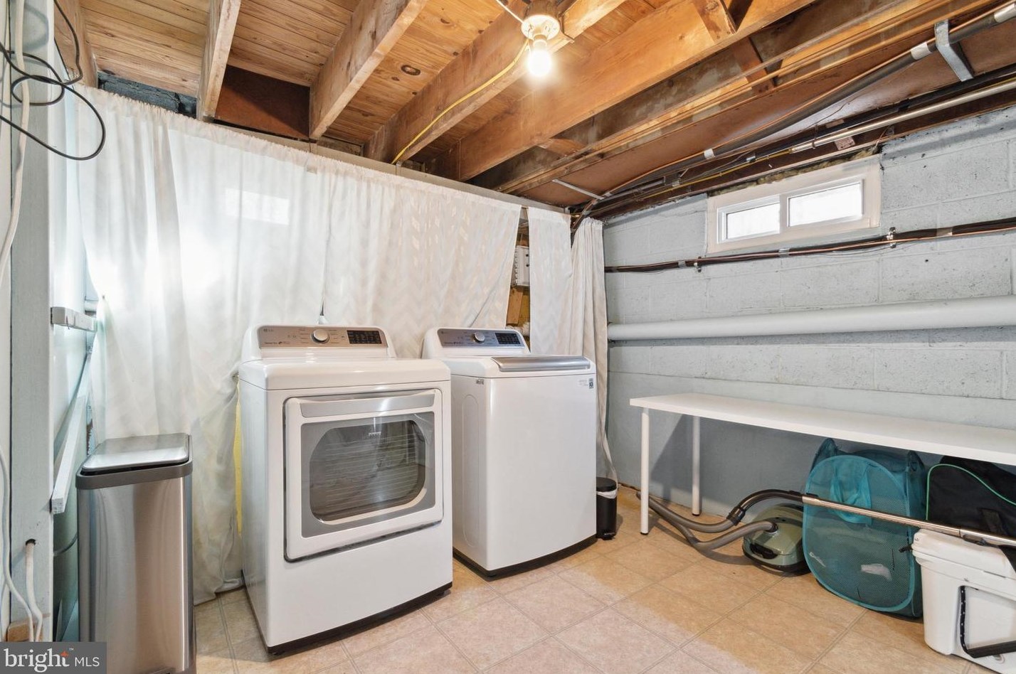 214 Chestnut Ave, Camden NJ  08109-2049 exterior