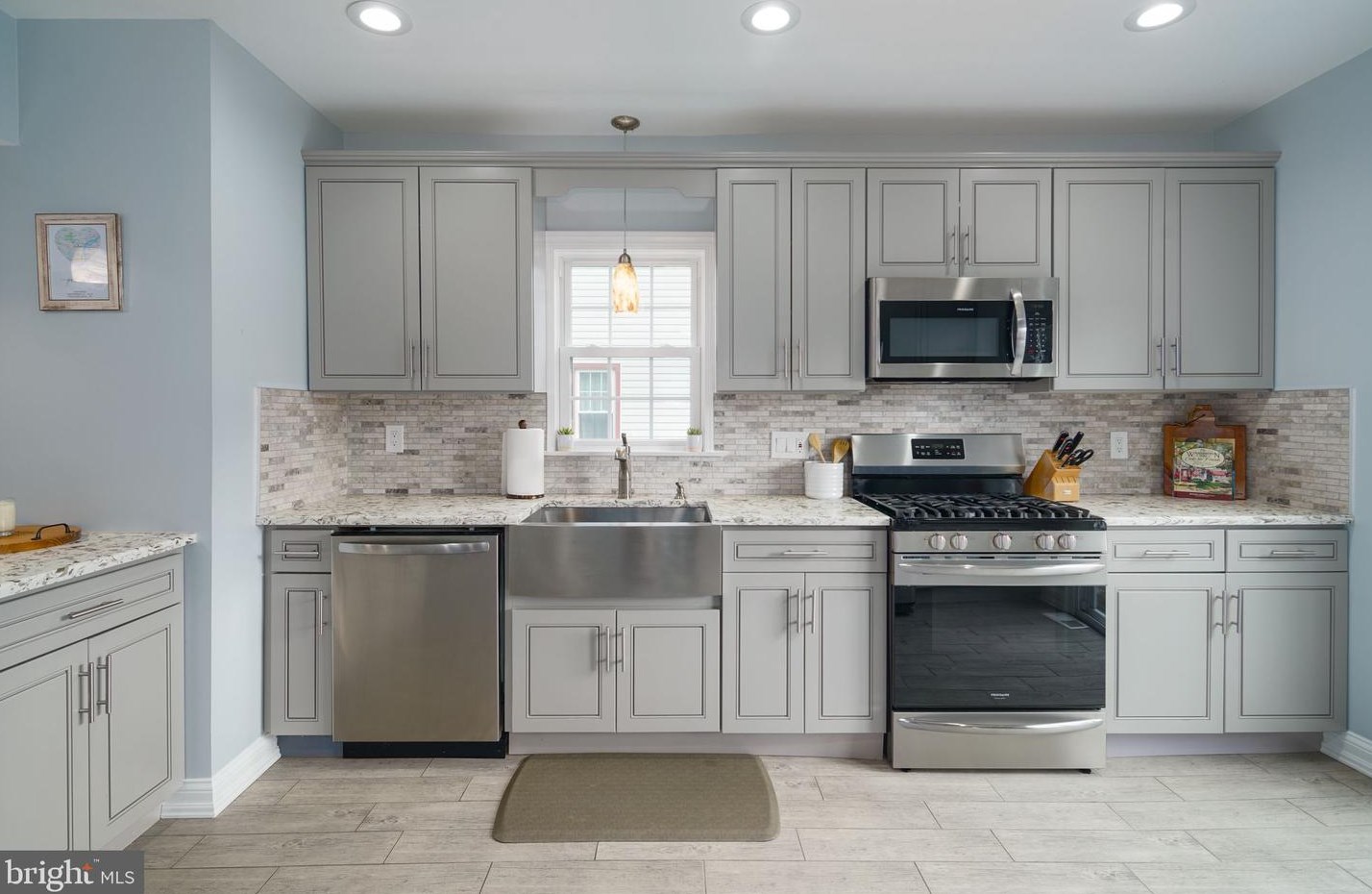 1006 Belmont Ave, Camden NJ 08108-3223 exterior