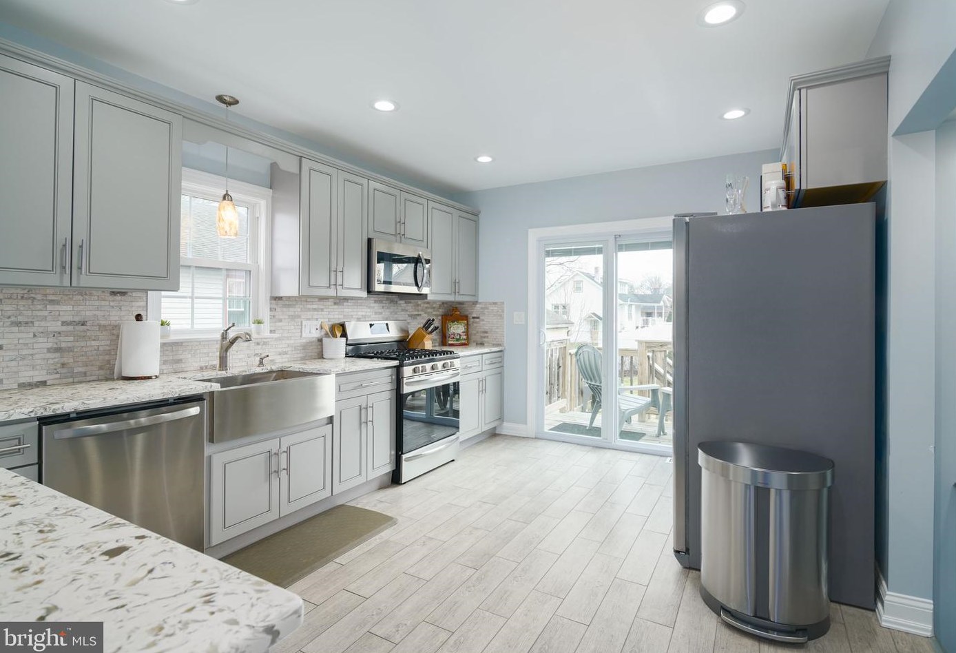 1006 Belmont Ave, Camden NJ 08108-3223 exterior