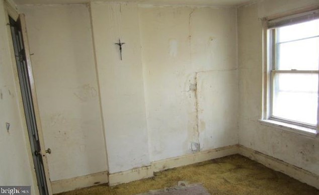 2992 Alabama Rd, Camden NJ  08104-2833 exterior