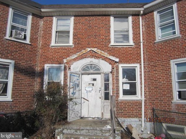 2992 Alabama Rd, Camden NJ  08104-2833 exterior