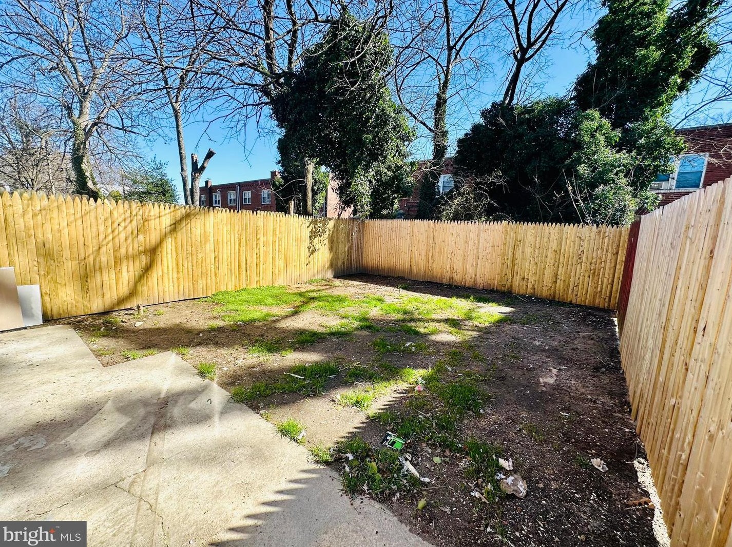 1338 Browning St, Camden NJ  08104-2012 exterior