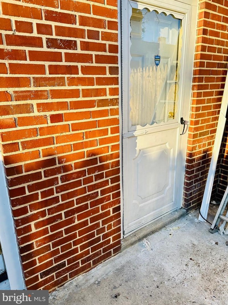 1338 Browning St, Camden NJ  08104-2012 exterior