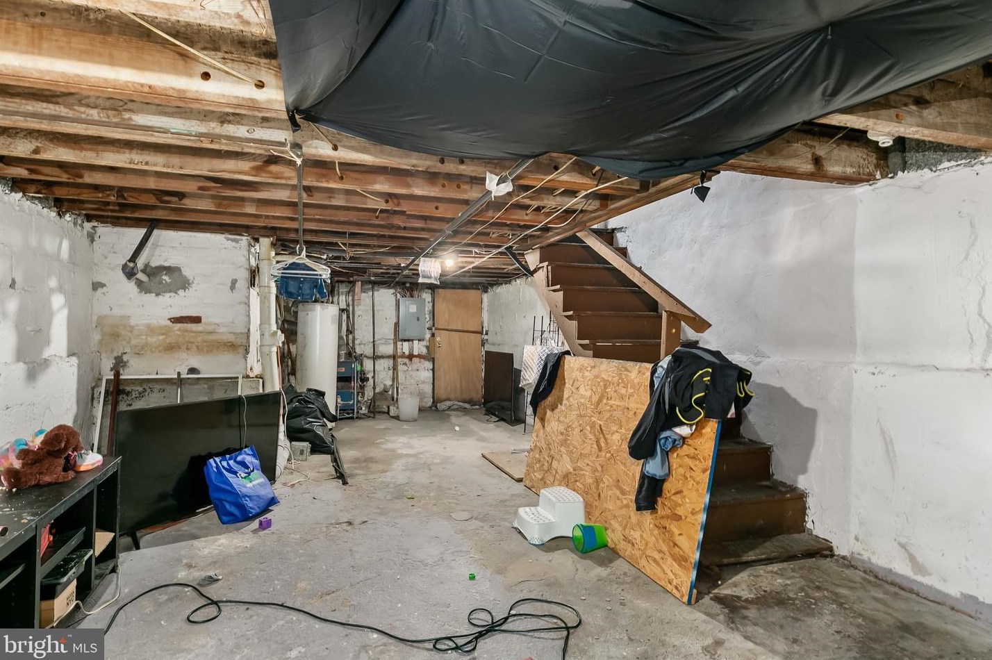 1040 Langham Ave, Camden NJ  08103-2735 exterior