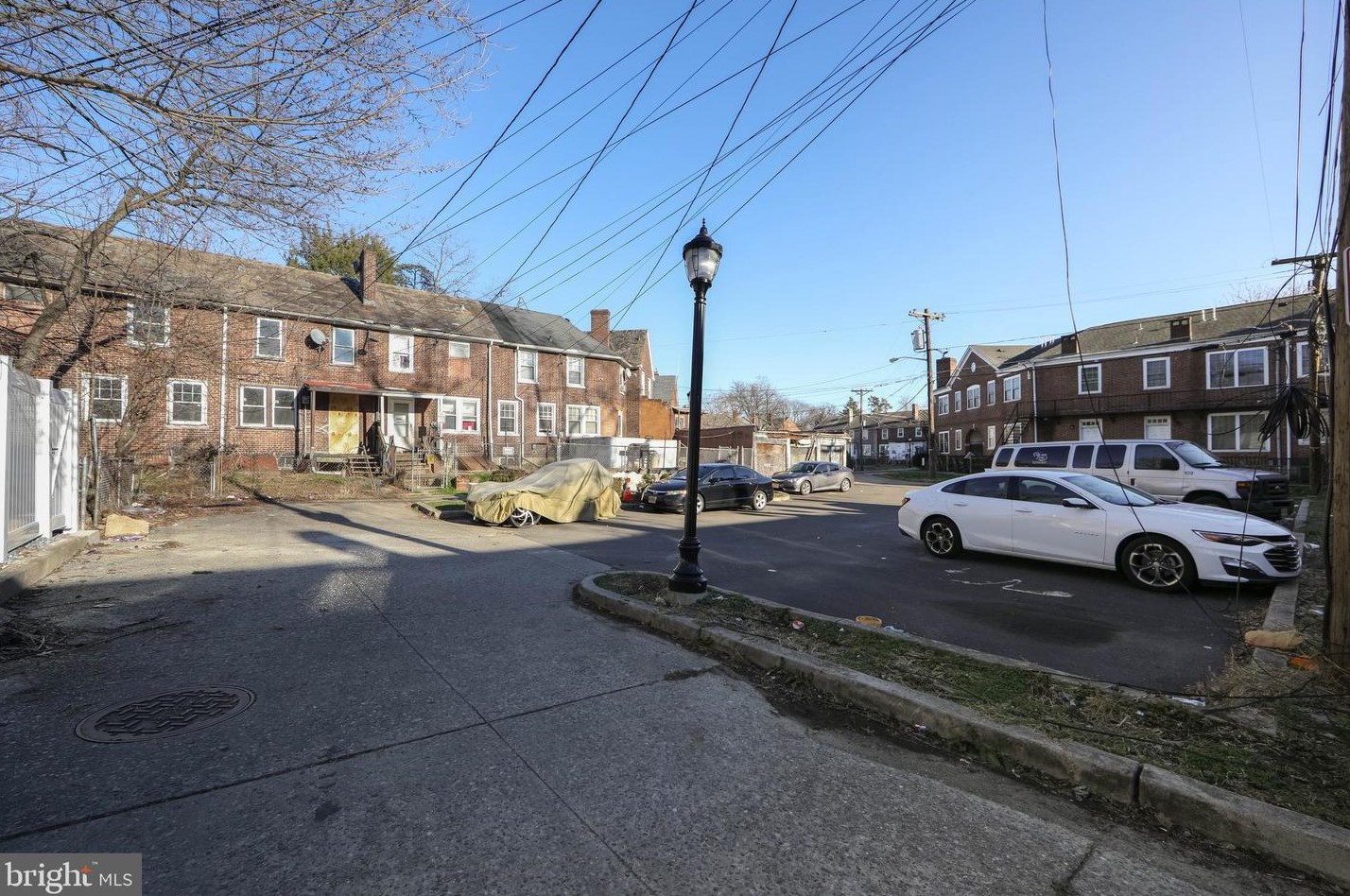 2825 Constitution Rd, Camden NJ  08104-2985 exterior