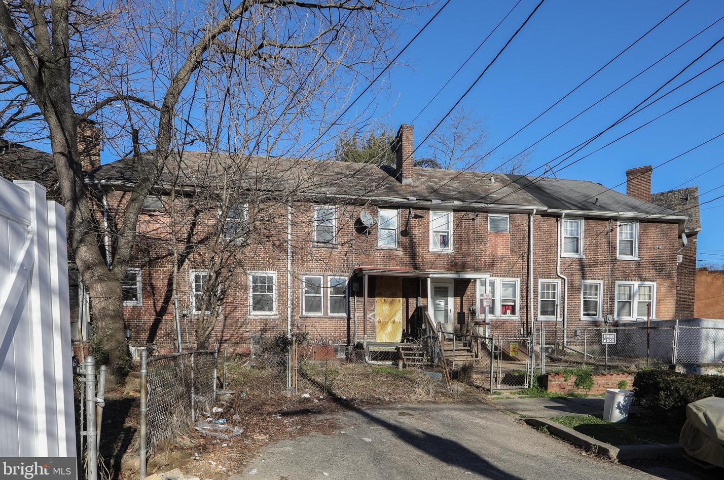 2825 Constitution Rd, Camden NJ  08104-2985 exterior