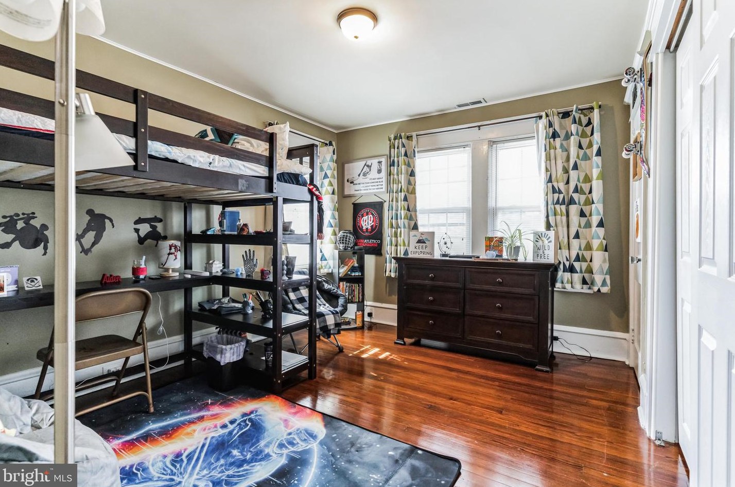 2804 Cove Rd, Camden NJ  08109-2409 exterior