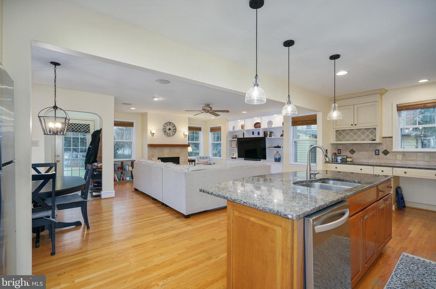 222 Woodland Ave, Haddonfield NJ  08033-2532 exterior