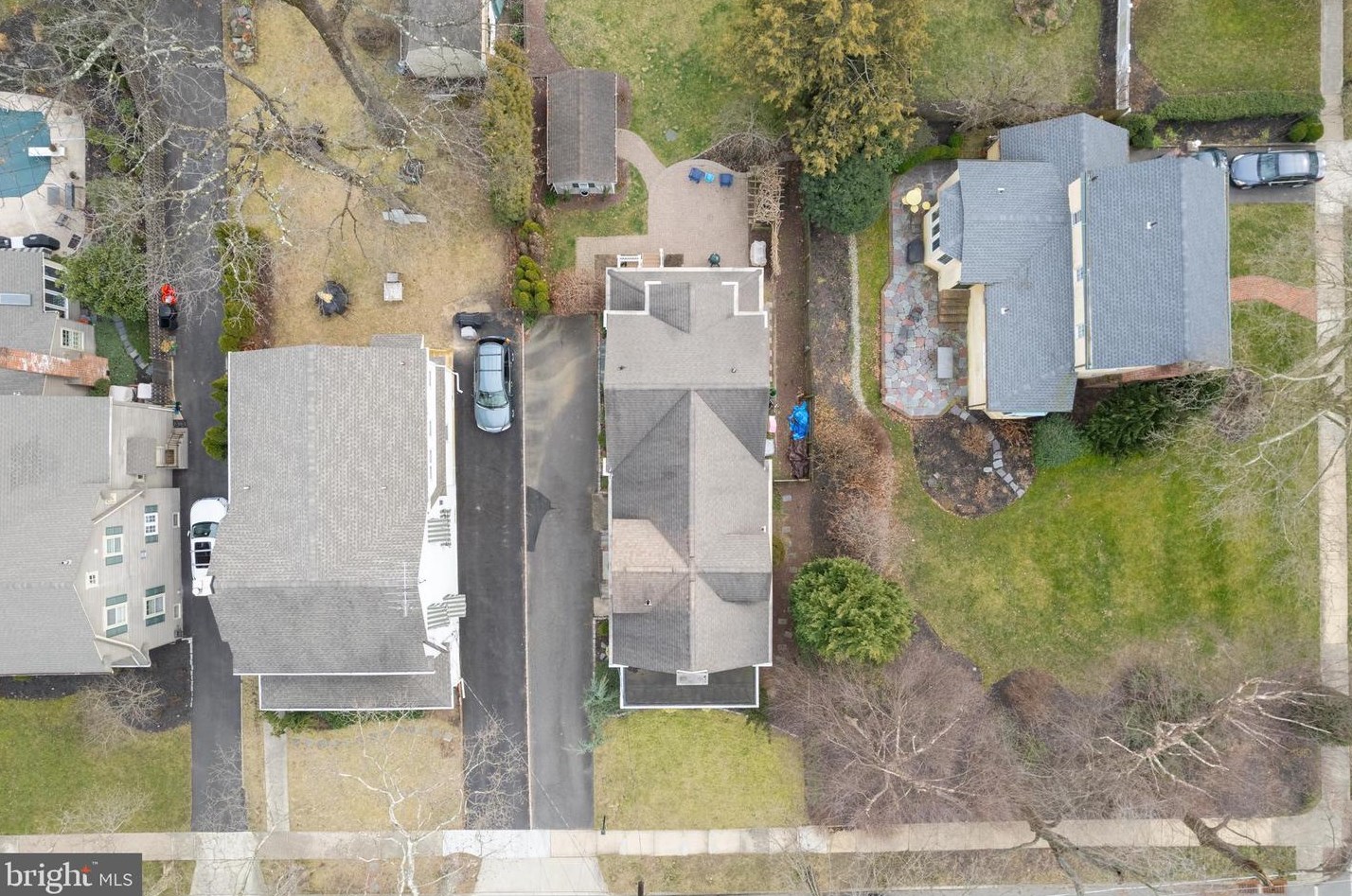 222 Woodland Ave, Haddonfield NJ  08033-2532 exterior