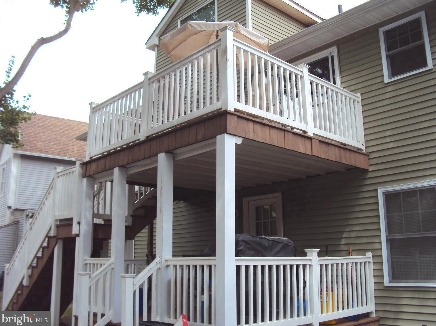 18 Chapel Ave, Camden NJ  08109-5102 exterior