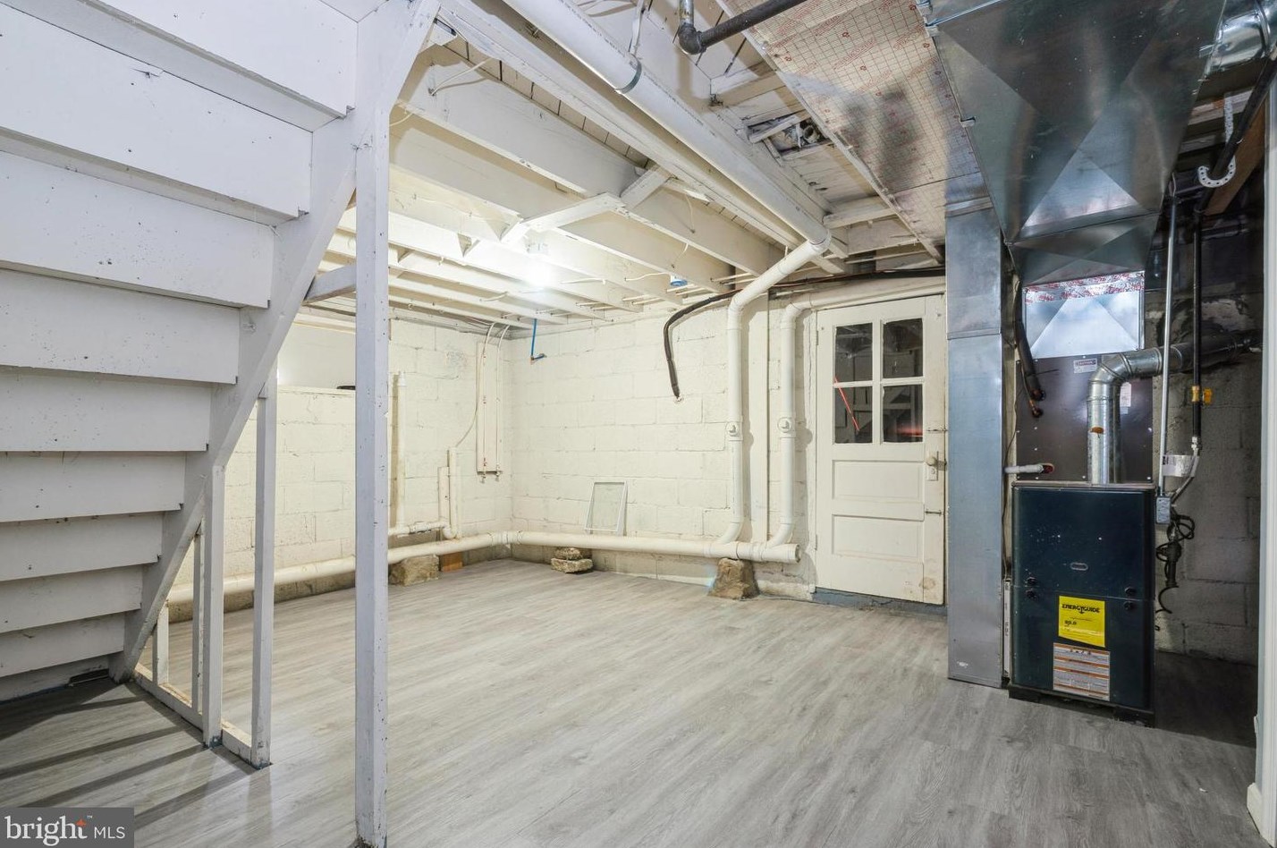 1633 44th St, Camden NJ  08110-3614 exterior