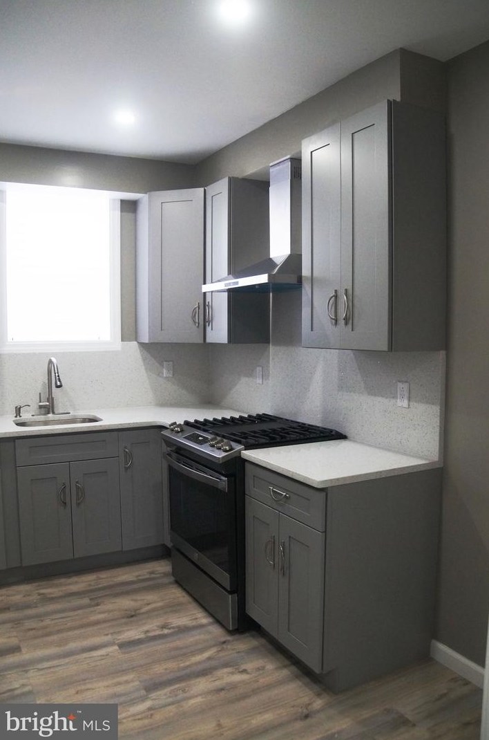 207 Eutaw Ave, Camden NJ  08105-2118 exterior