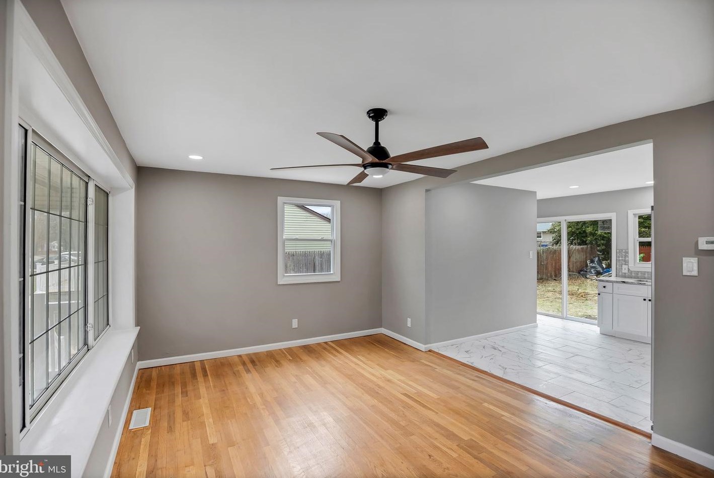 1040 Turnerville Rd, Pine Hill NJ  08021-6556 exterior