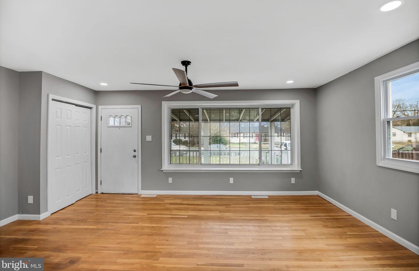 1040 Turnerville Rd, Pine Hill NJ  08021-6556 exterior