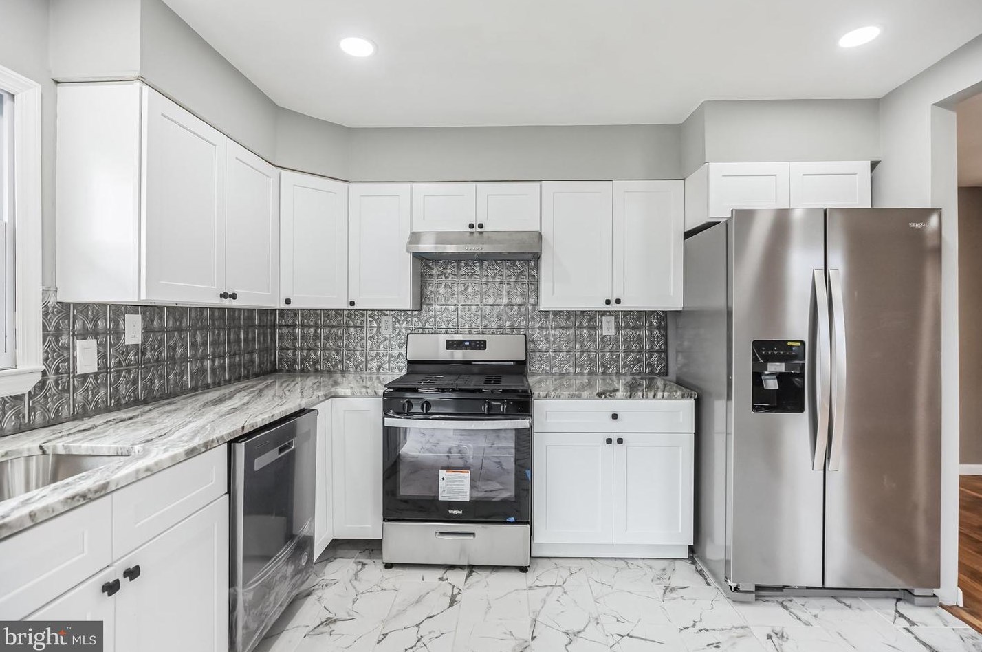 1040 Turnerville Rd, Pine Hill NJ  08021-6556 exterior