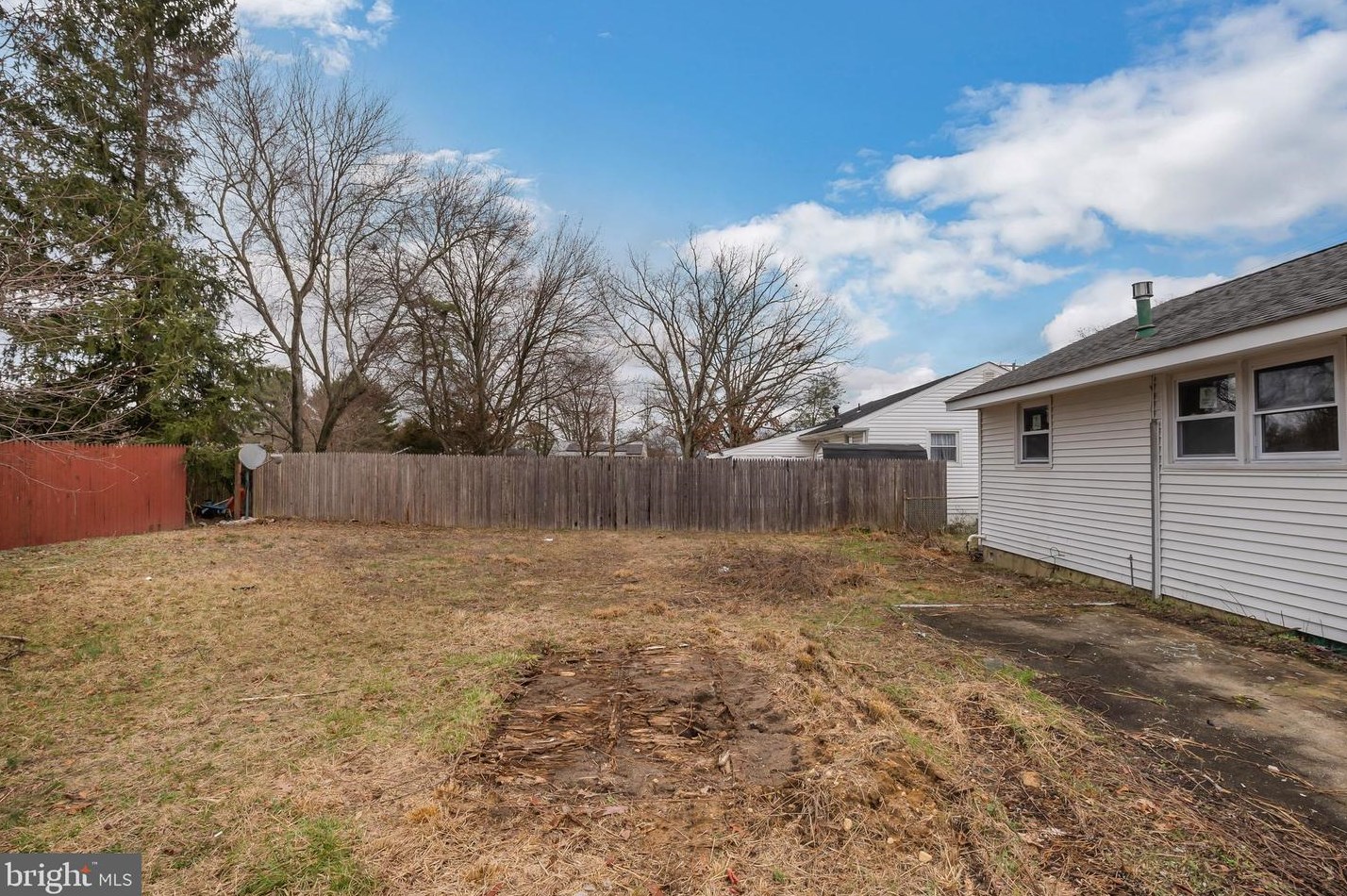 1040 Turnerville Rd, Pine Hill NJ  08021-6556 exterior
