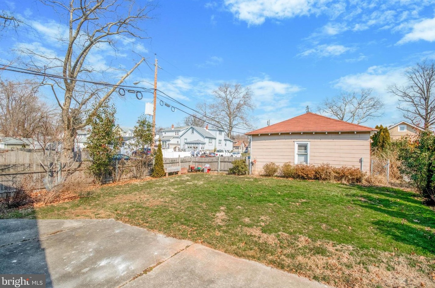 29 Ridgeway Ave, Camden NJ  08107-1540 exterior