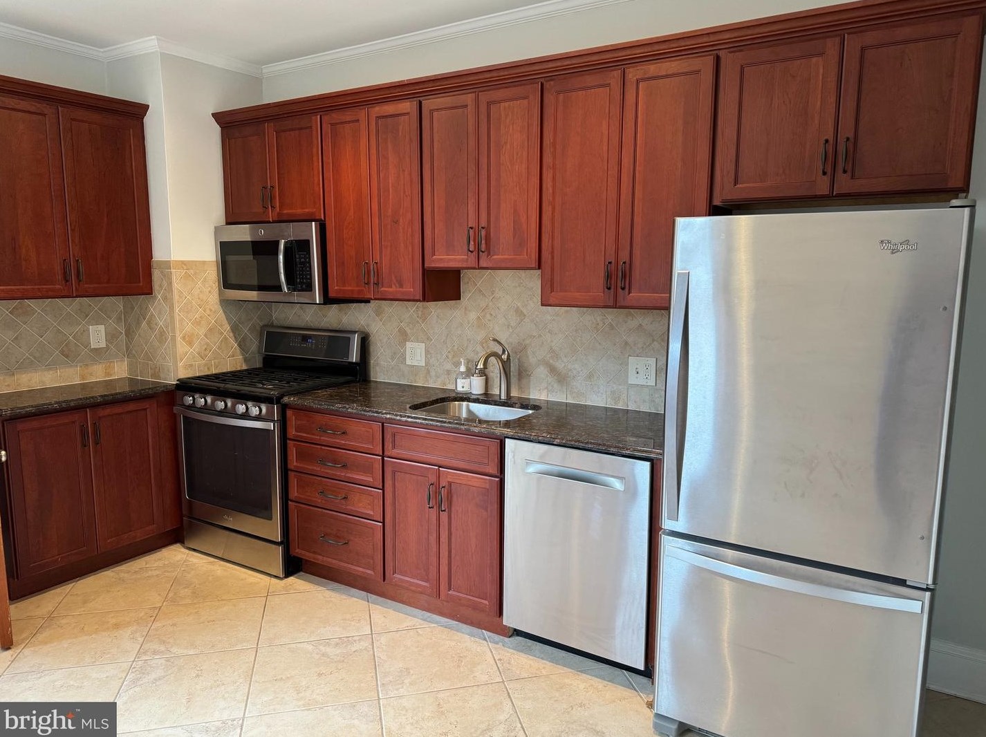 52 Grove St, Tavistock NJ  08033-1220 exterior