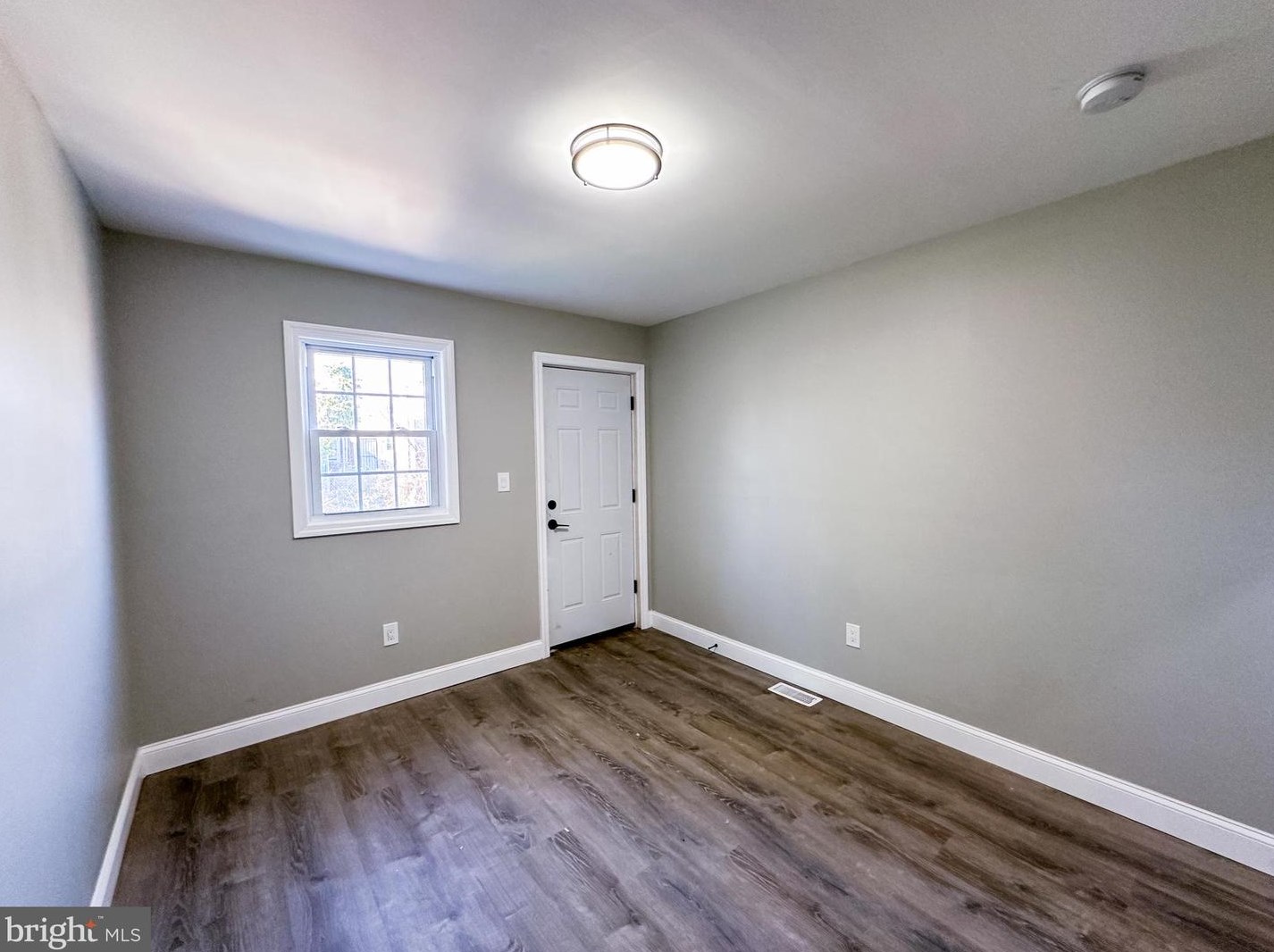 1229 Carl Miller Blvd, Camden NJ  08104-3531 exterior