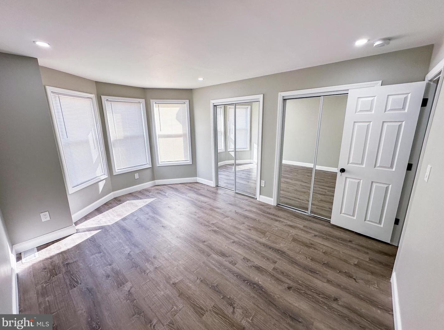 1229 Carl Miller Blvd, Camden NJ  08104-3531 exterior