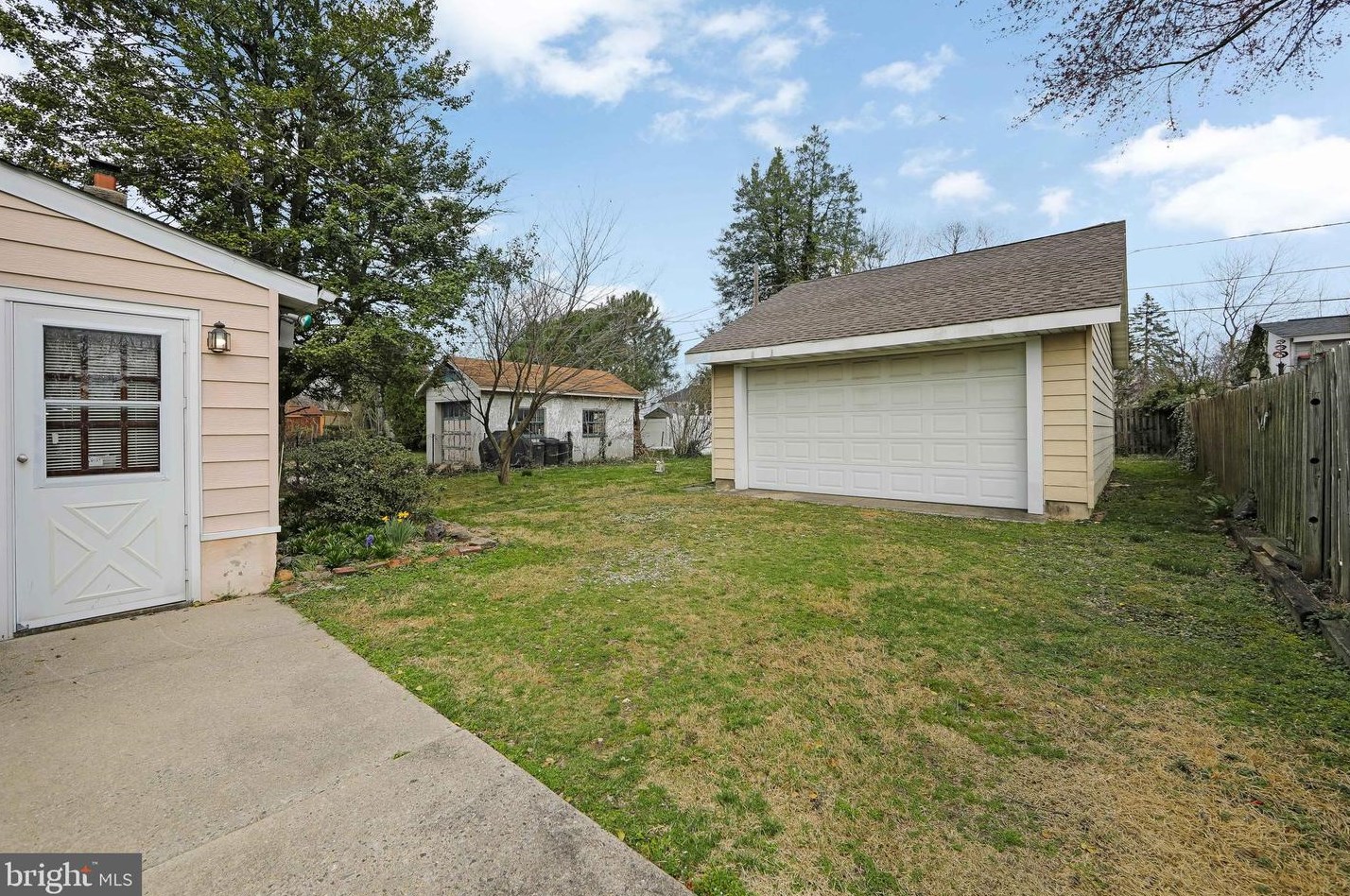 7 Haviland Ave, Camden NJ  08106-1020 exterior