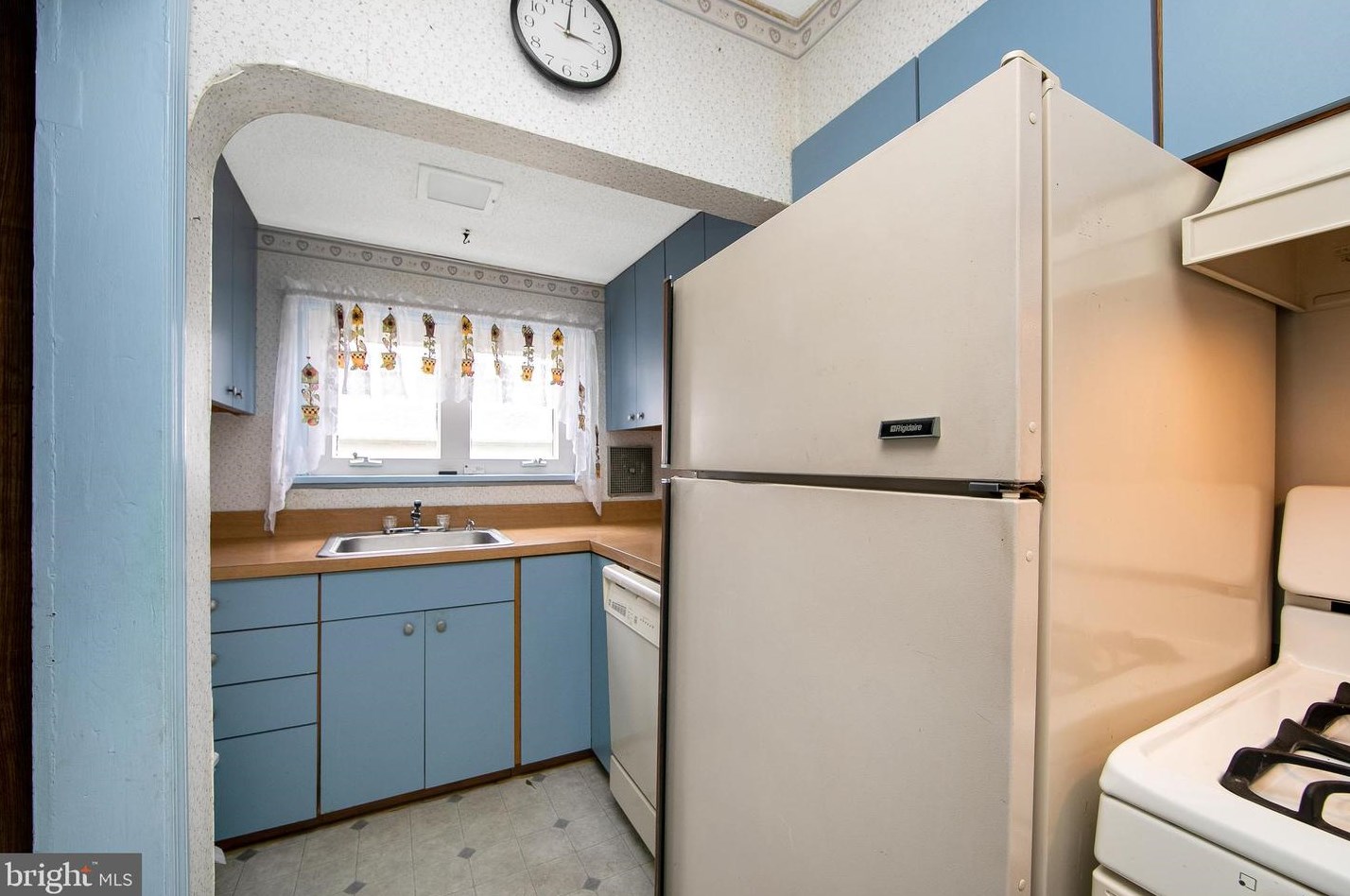 7 Haviland Ave, Camden NJ  08106-1020 exterior