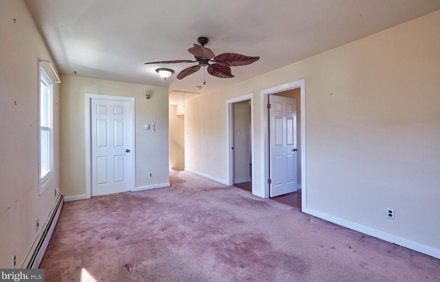 242 Spruce St, Camden NJ  08106-1620 exterior