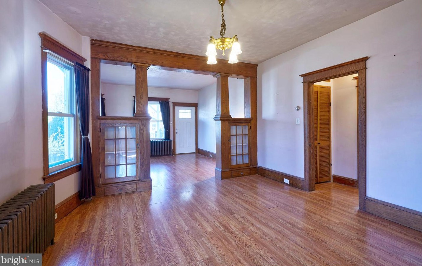 242 Spruce St, Camden NJ  08106-1620 exterior