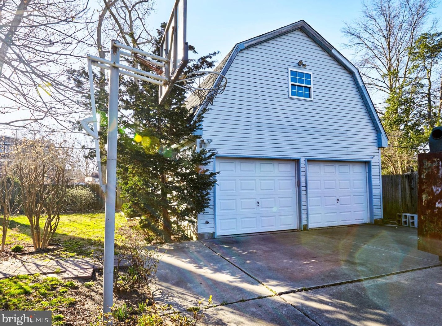 242 Spruce St, Camden NJ  08106-1620 exterior