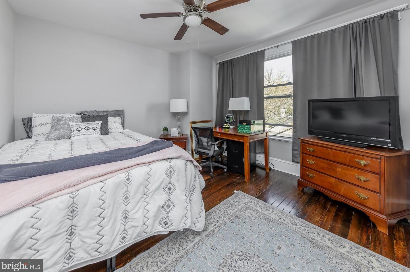 112 Haddon Ave, Camden NJ  08108-1000 exterior