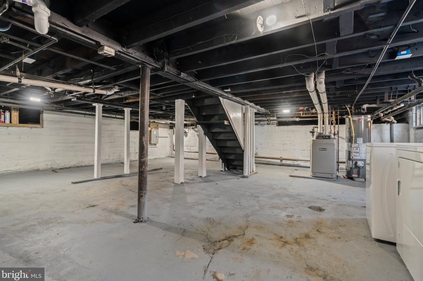 3316 Springfield Ave, Camden NJ  08109-2025 exterior