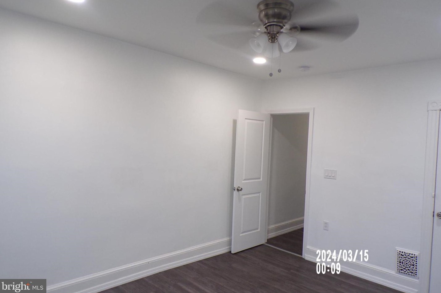 1024 Spruce St, Camden NJ  08106-1620 exterior