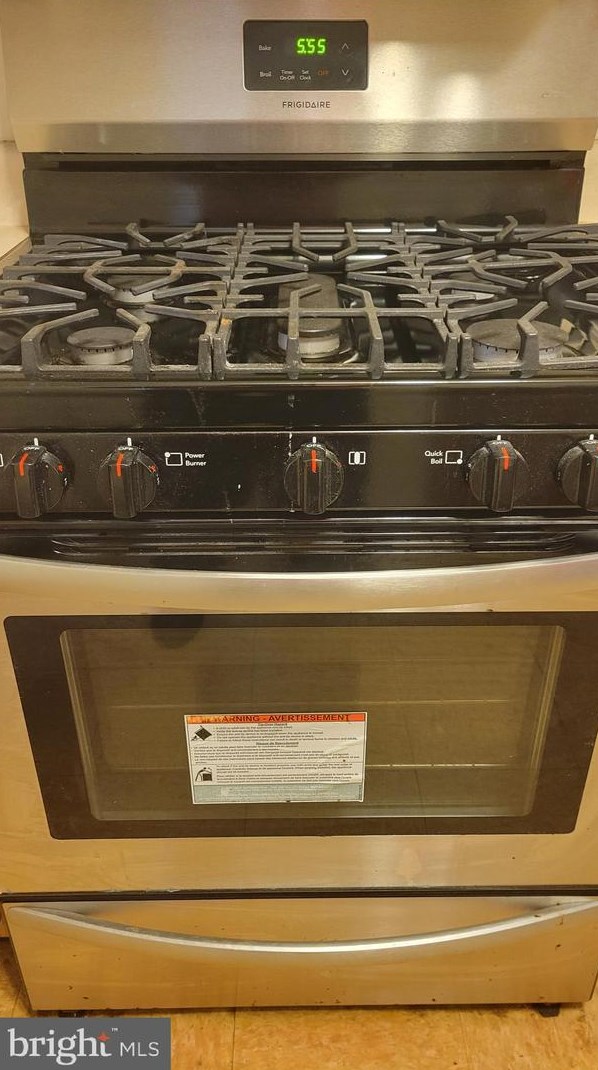 794 Line St, Camden NJ  08103-1552 exterior