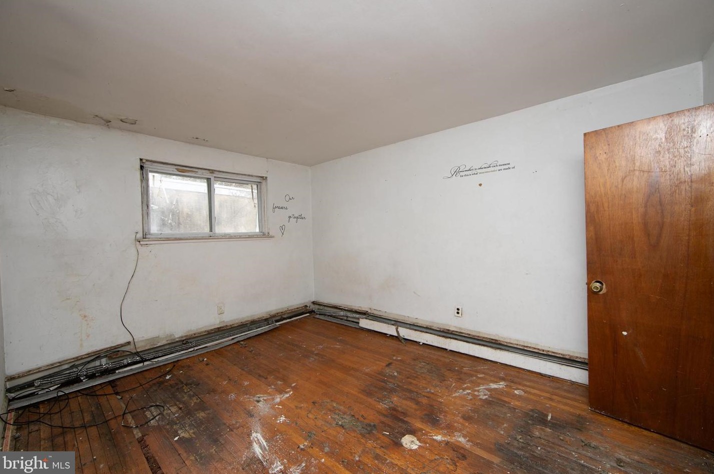 820 Atlantic, Camden NJ  08104-1203 exterior