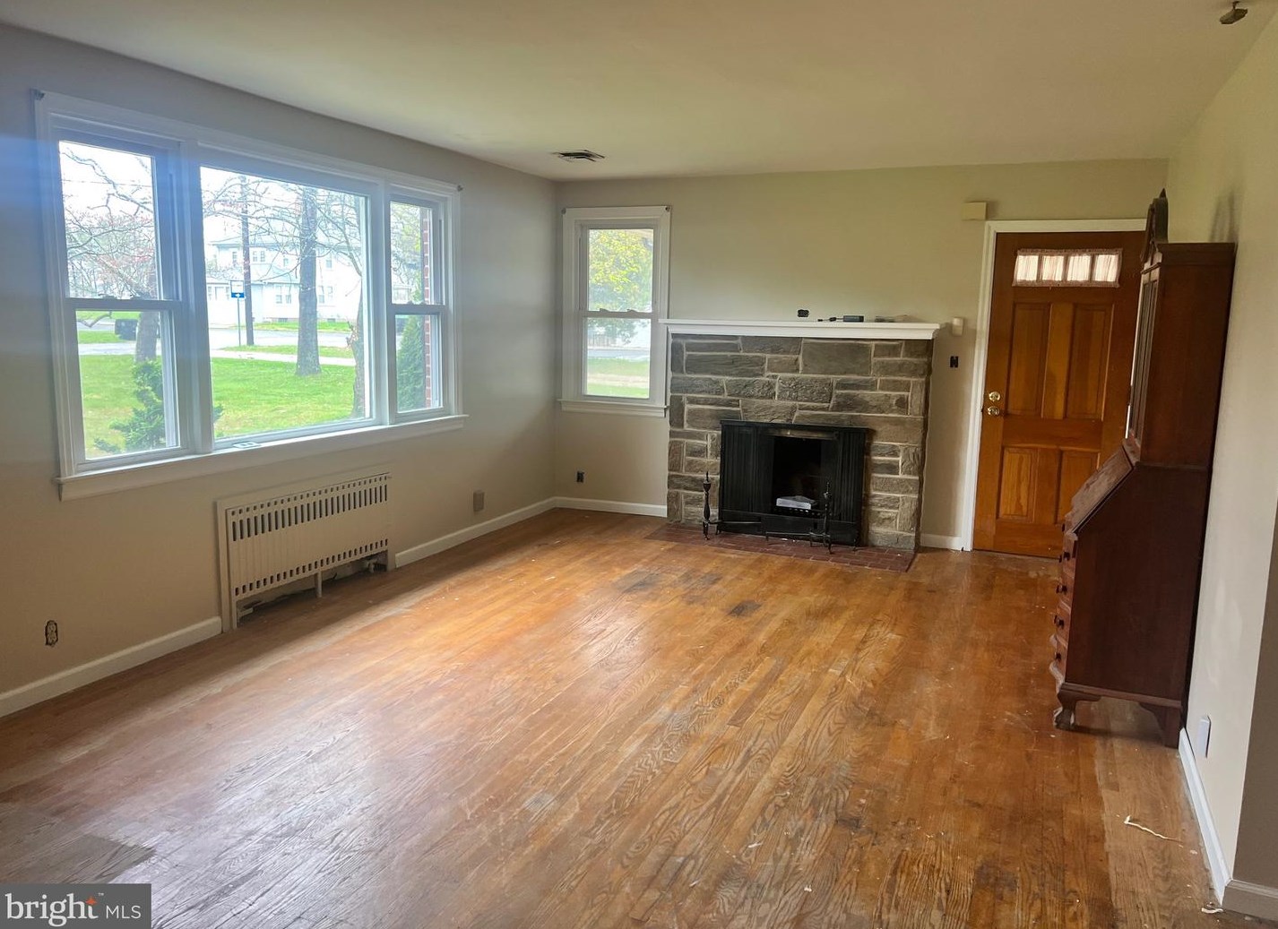 456 Fleming Pike, Elm NJ  08037-2524 exterior