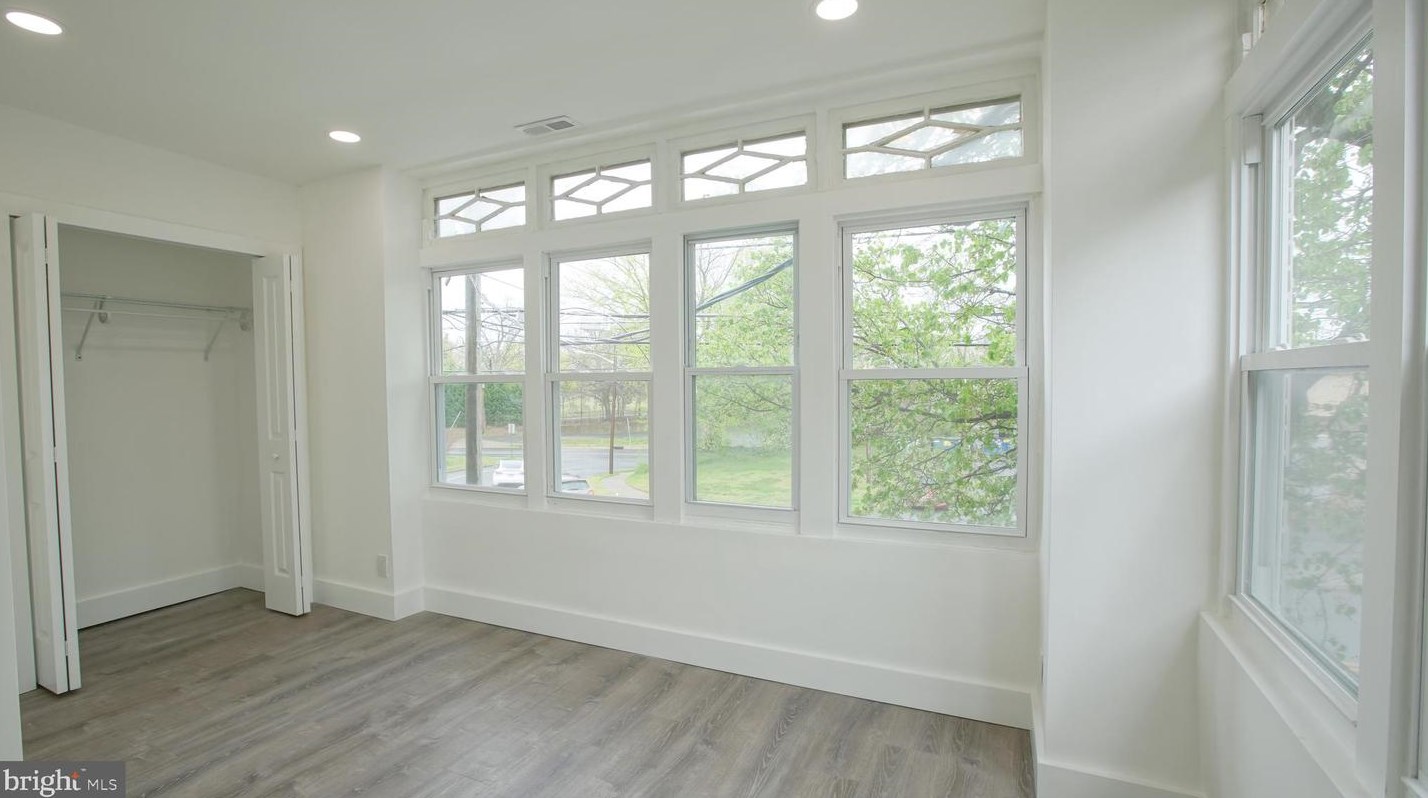 30 Haddon Ave, Camden NJ  08108-1028 exterior