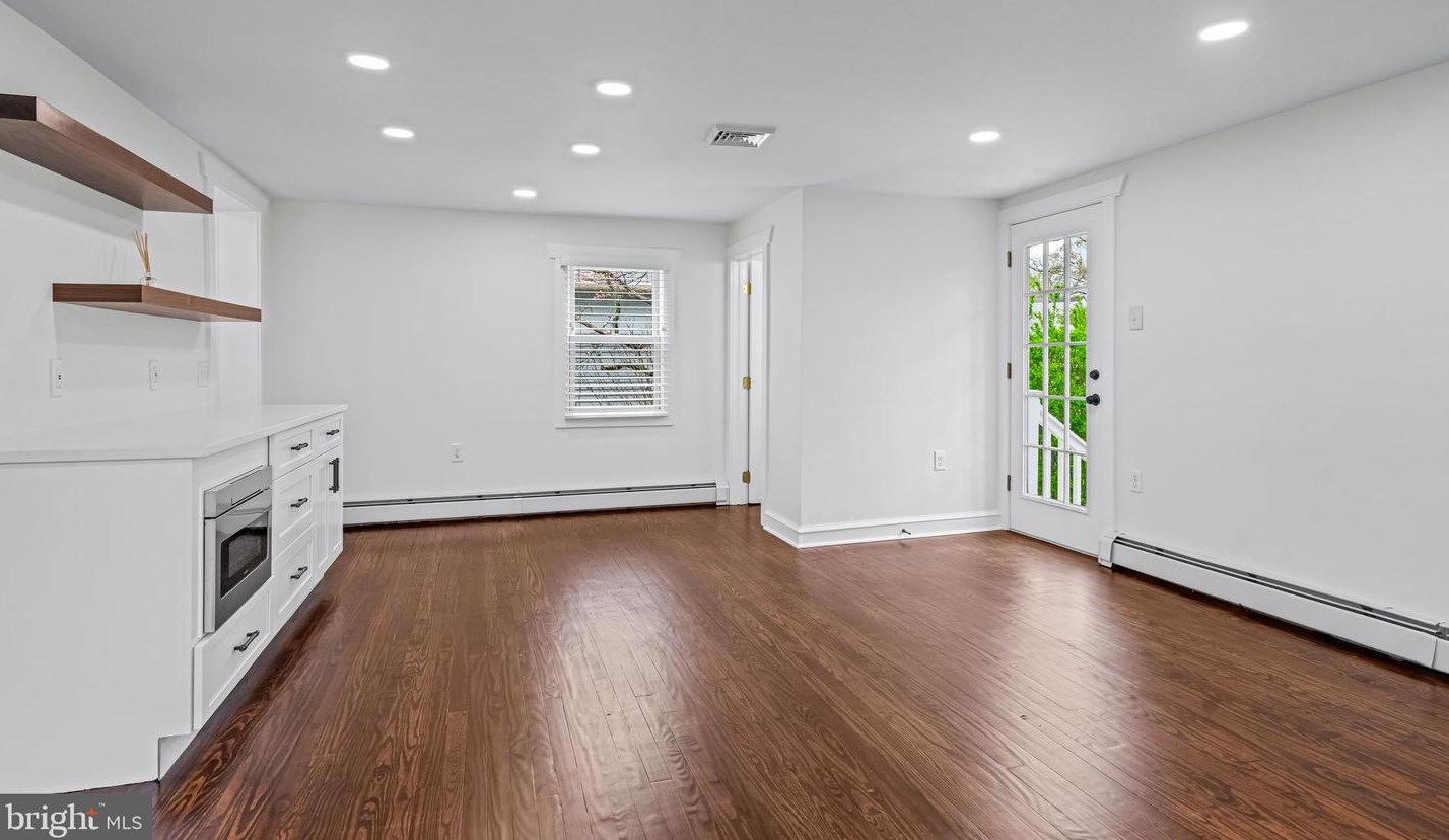 1812 Park Ave, Haddon Heights NJ  08035-1141 exterior