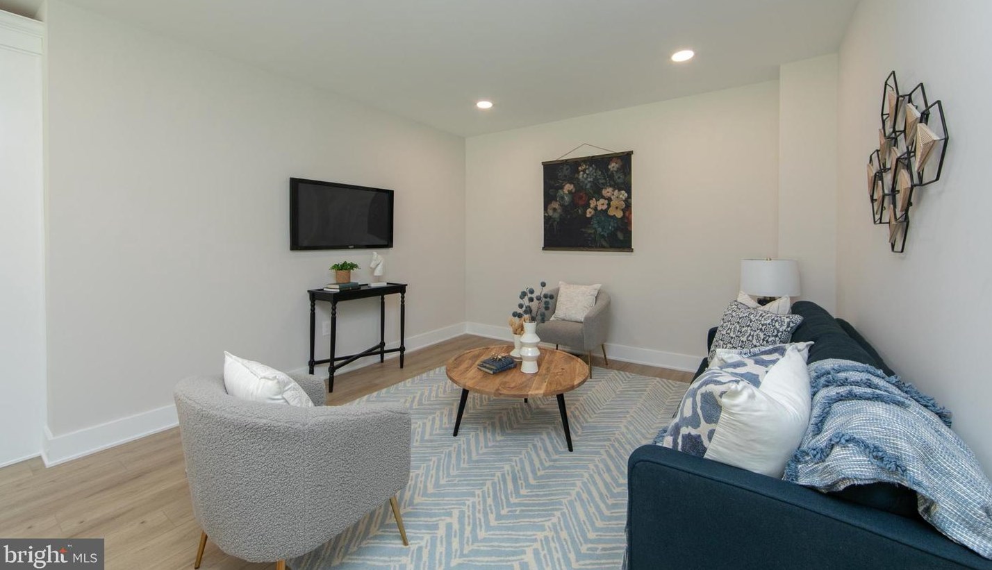 1014 Belmont Ave, Camden NJ 08108-3223 exterior