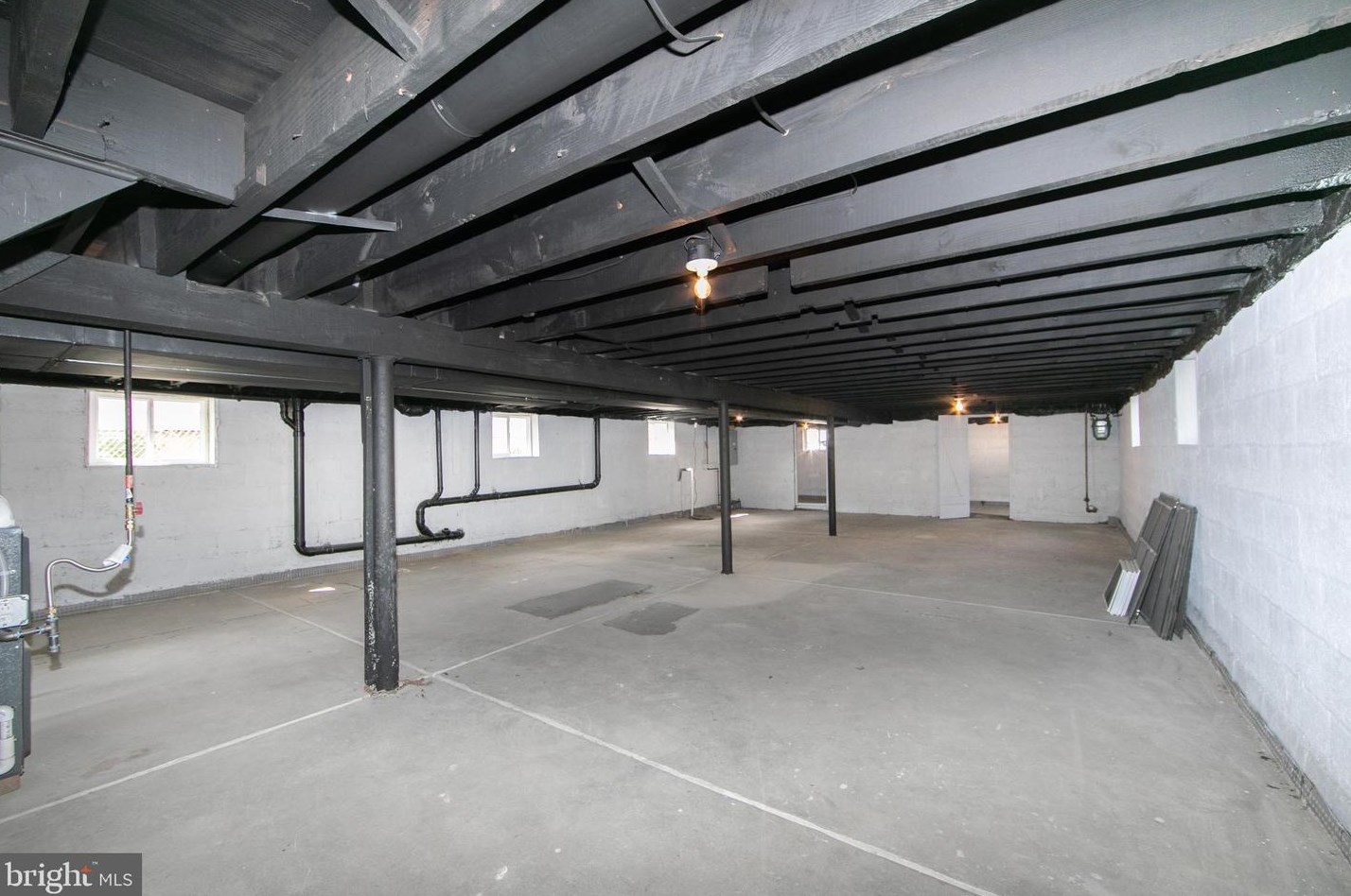 1014 Belmont Ave, Camden NJ 08108-3223 exterior