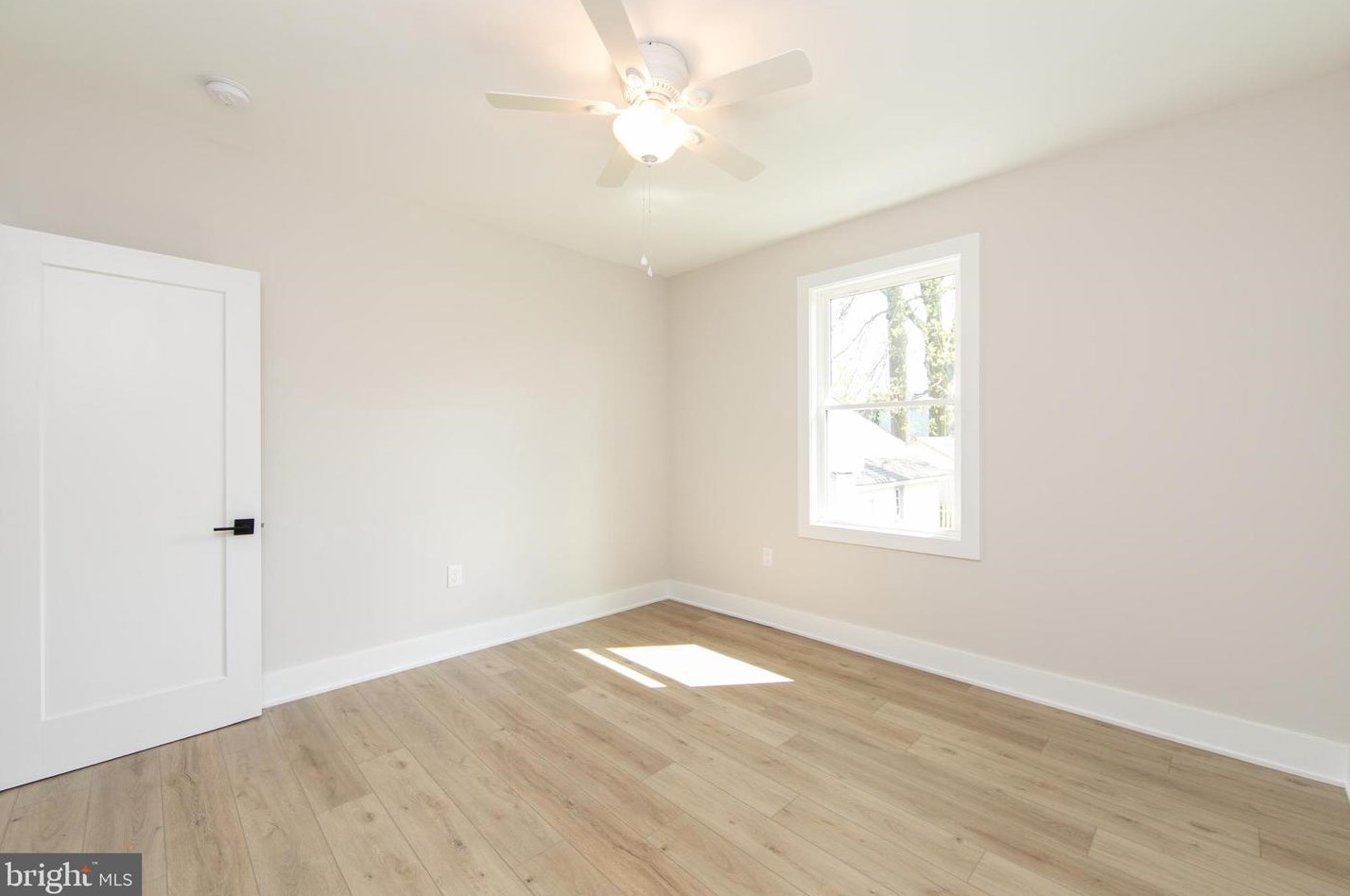 1014 Belmont Ave, Camden NJ 08108-3223 exterior