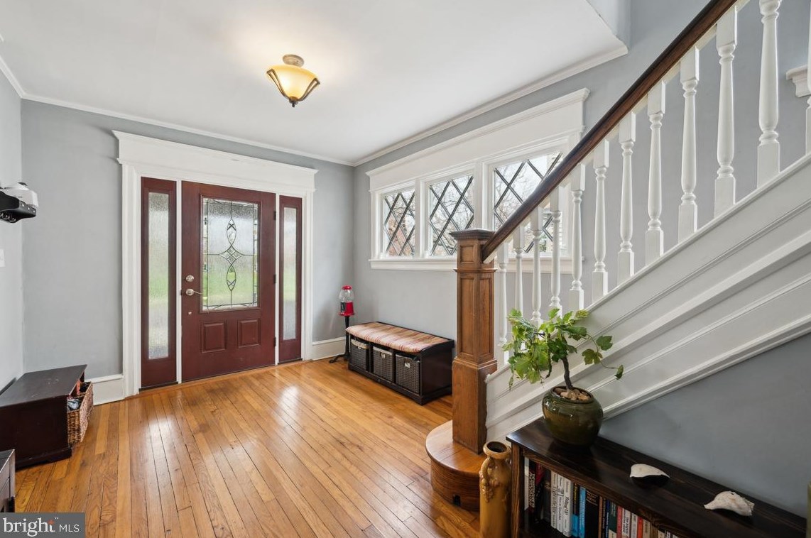 8 Mt Vernon Ave, Haddonfield NJ 08033-2325 exterior