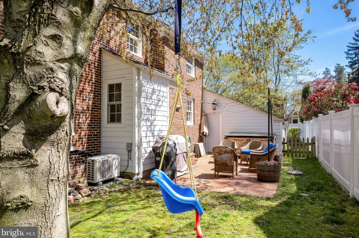 300 Mt Vernon Ave, Haddonfield NJ 08033-2522 exterior