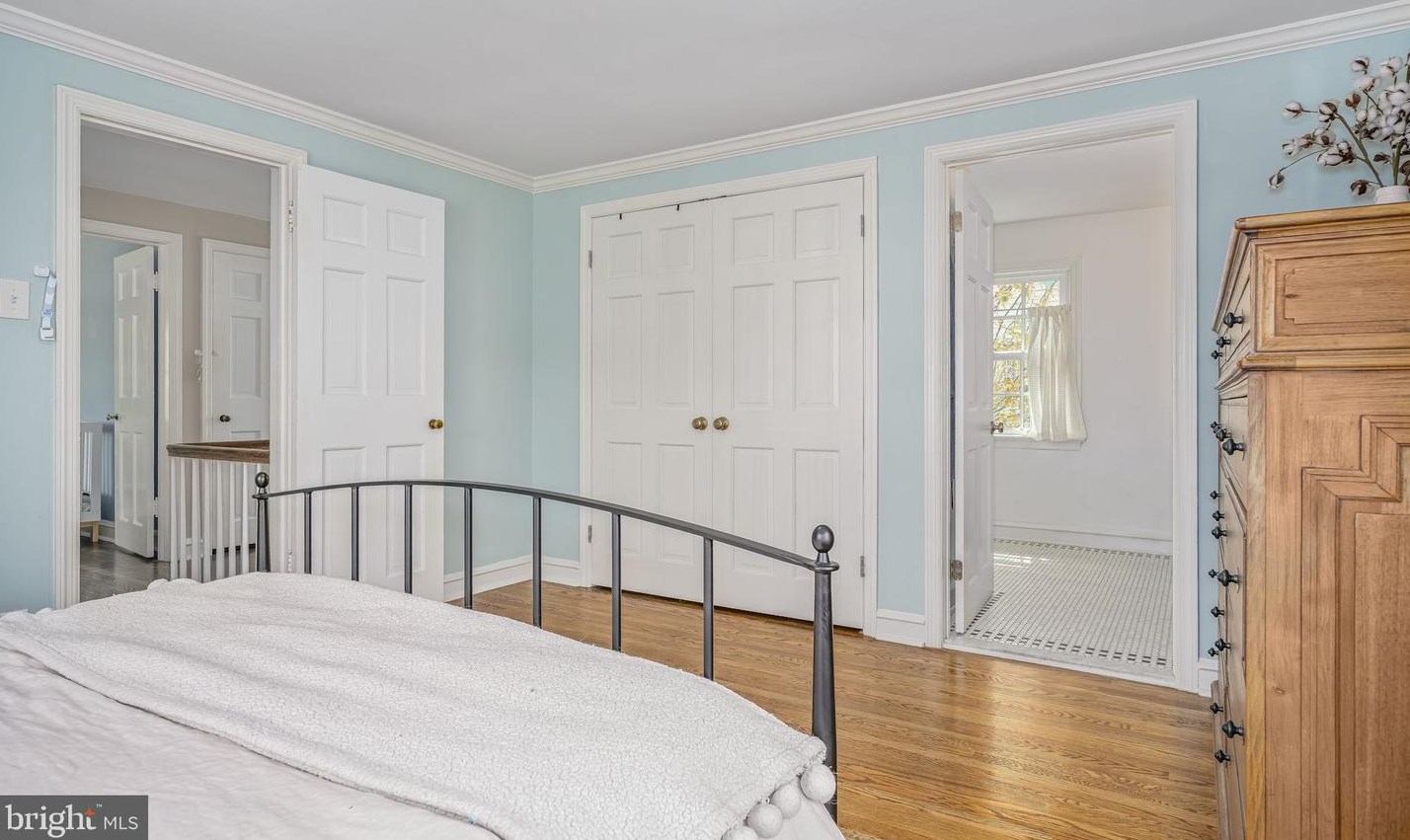 300 Mt Vernon Ave, Haddonfield NJ 08033-2522 exterior