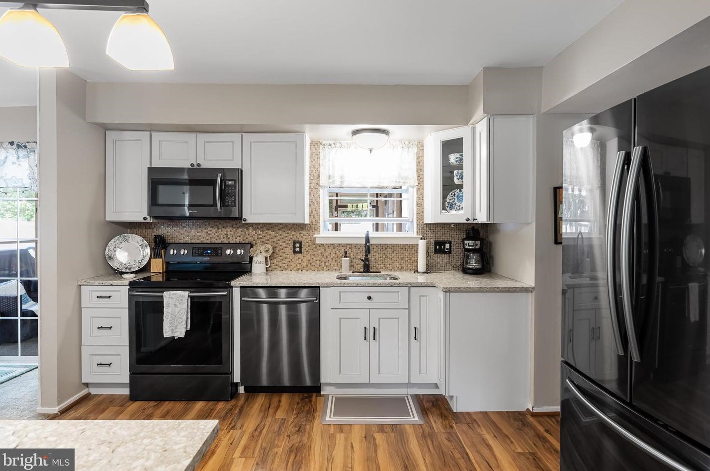 8314 Collins Ave, Camden NJ 08109-3567 exterior