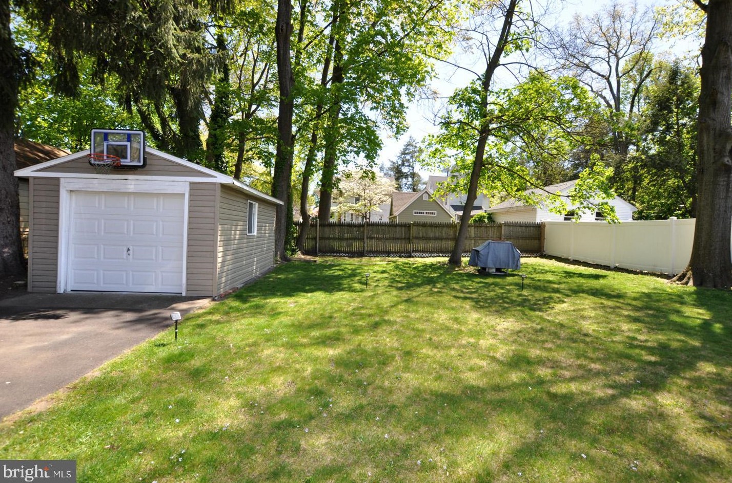 6540 Githens Ave, Camden NJ  08109-2417 exterior