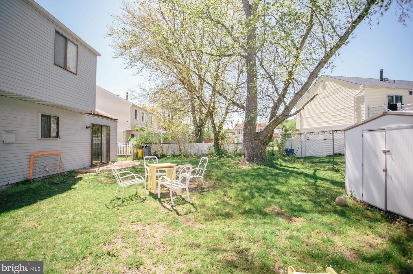 8421 Wyndam Rd, Camden NJ  08109-3219 exterior