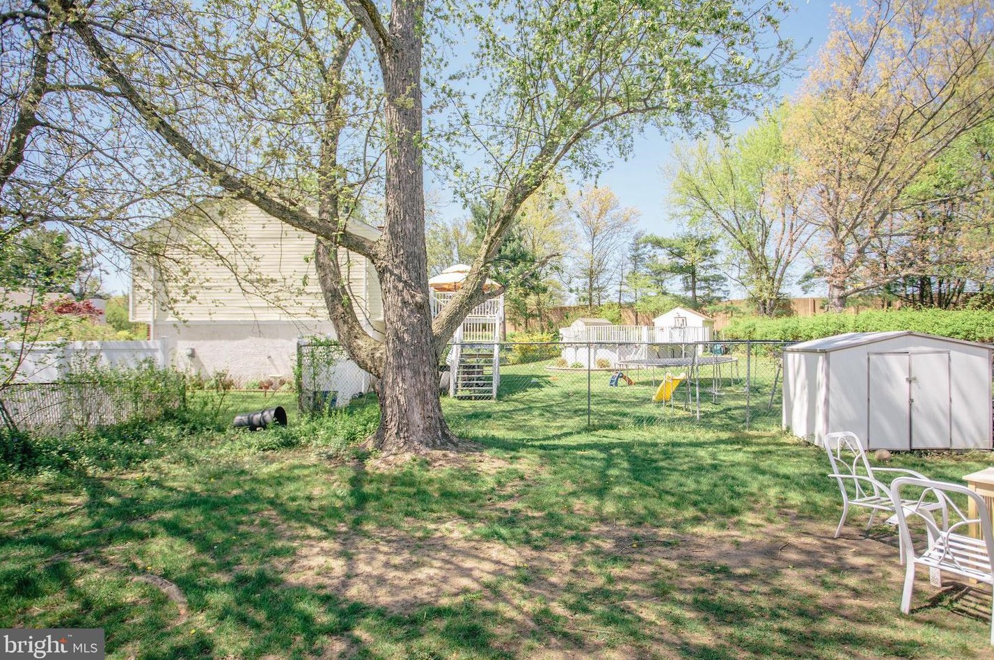 8421 Wyndam Rd, Camden NJ  08109-3219 exterior