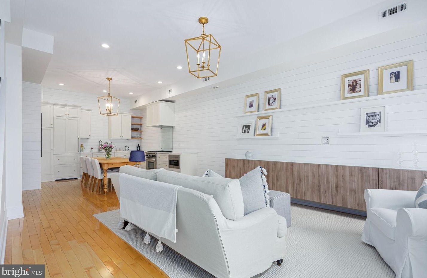 25 Mechanic St, Haddonfield NJ 08033-2411 exterior