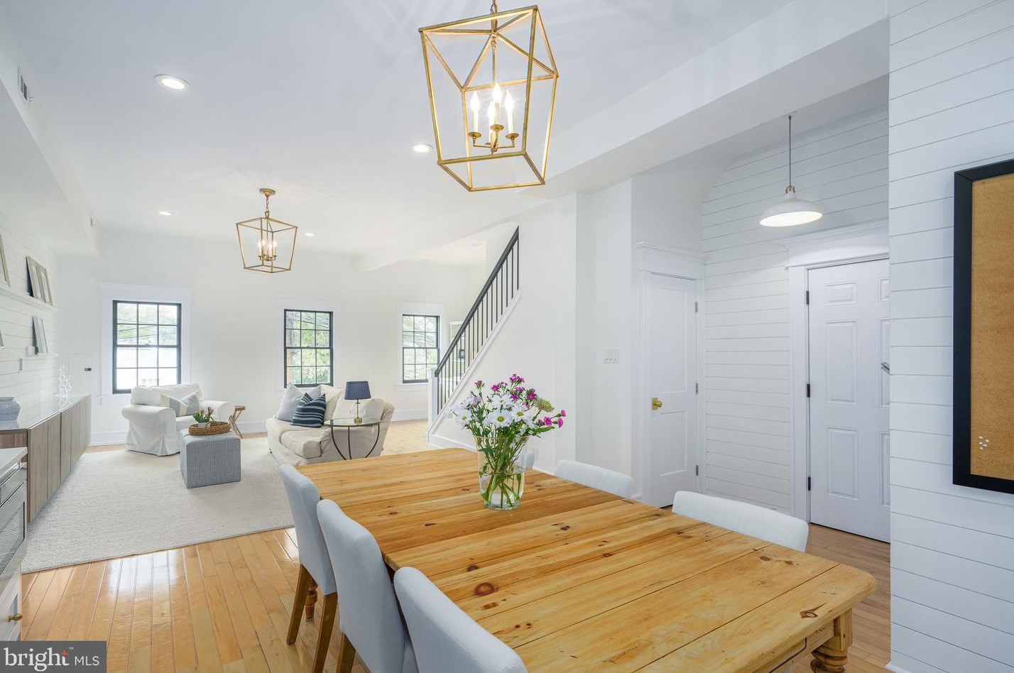 25 Mechanic St, Haddonfield NJ 08033-2411 exterior