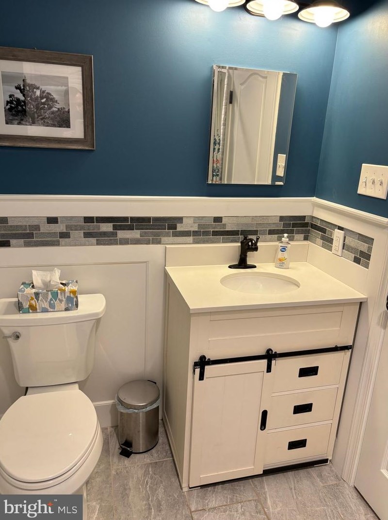 2486 Gerald Ct, Waterford Township NJ  08004-2815 exterior